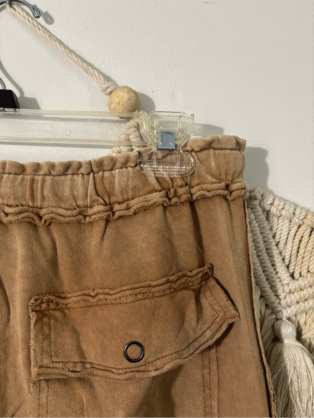 easel Women’s Washed Tan Cargo Drawstring Wide Leg Pants - Picture 5 of 9
